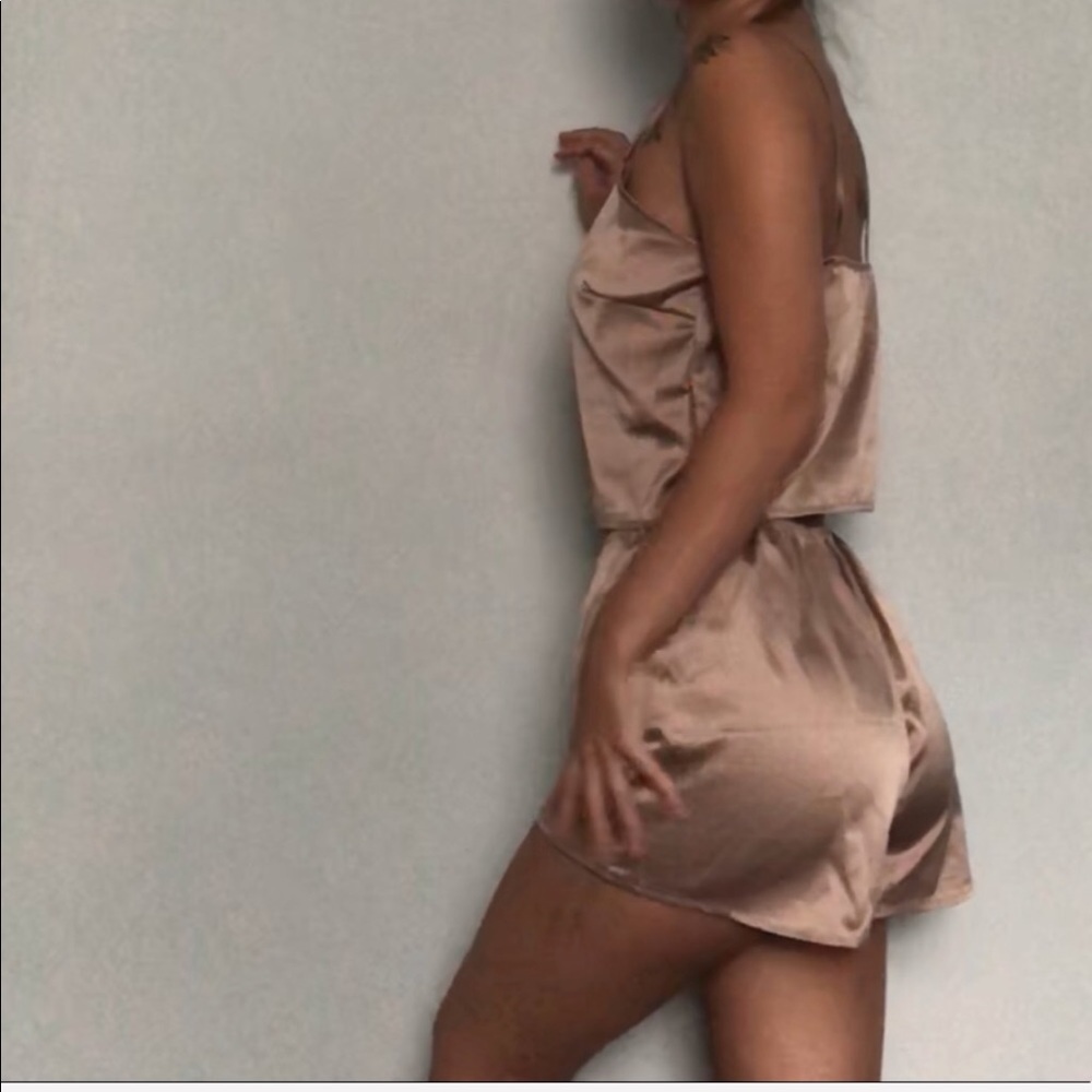 *1 LEFT* sexy “silk” pajama/lingerie 2 Piece set - Picture 5 of 6